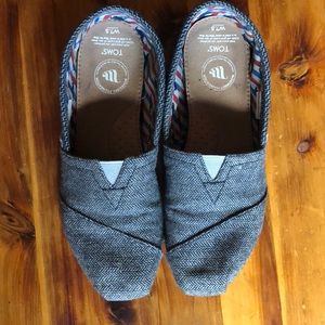 TOMS classic gray herringbone slip on flats